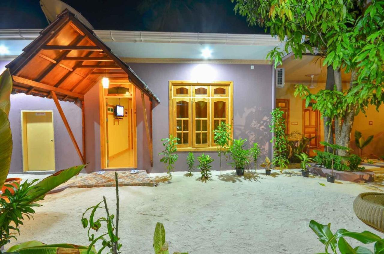 New Moon Village Ukulhas Buitenkant foto